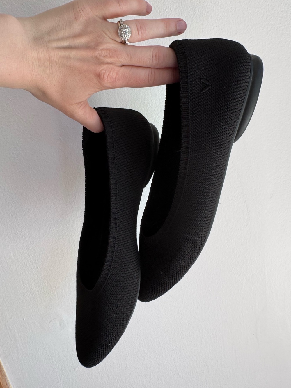 Vivaia Ballet Flats Black - Picture 6 of 7